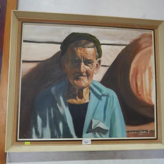 Leslie Jones painting