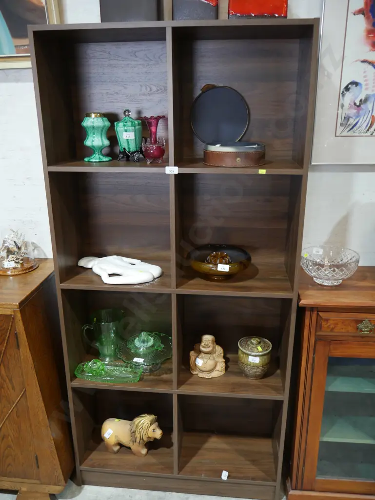 Pigeonhole bookcase Image 1++