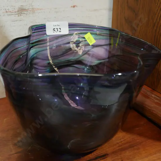 Art glass bowl made in New Zealand