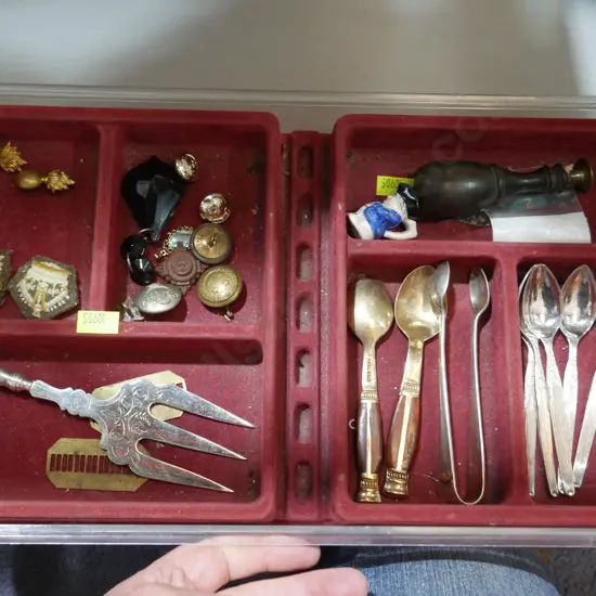 Cutlery, trinkets etc