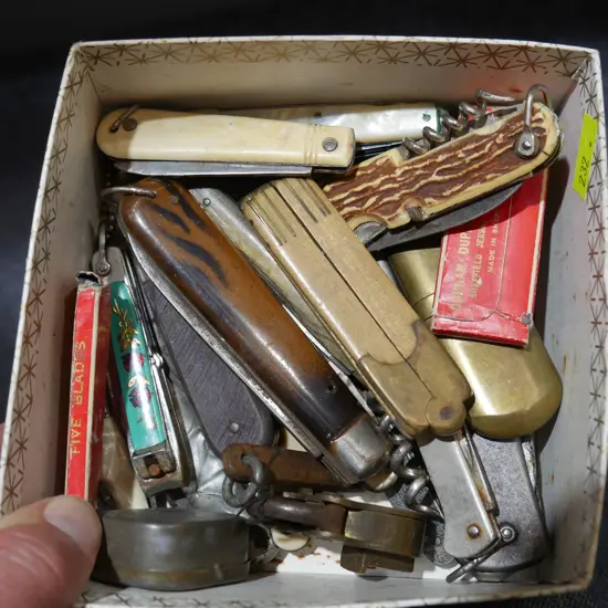 Pocket knives etc