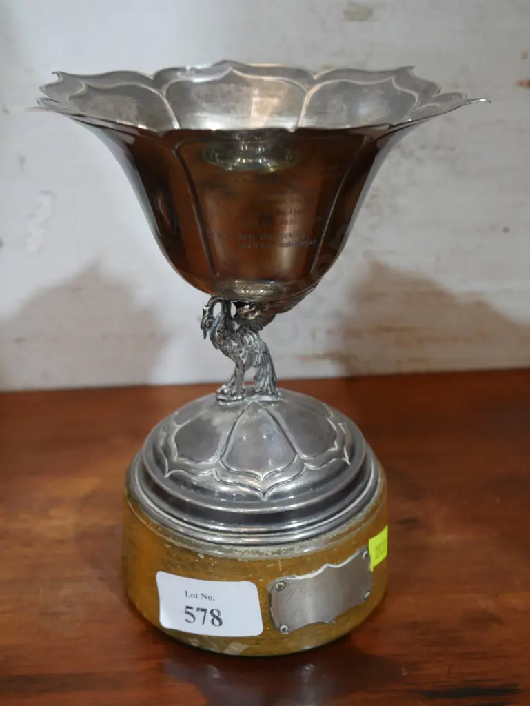 Silver trophy cup Image 1++