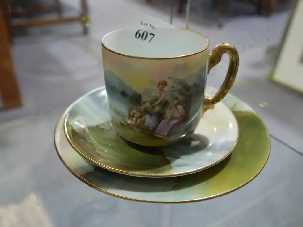 Royal Bayreuth cup, saucer and plate Image 1++