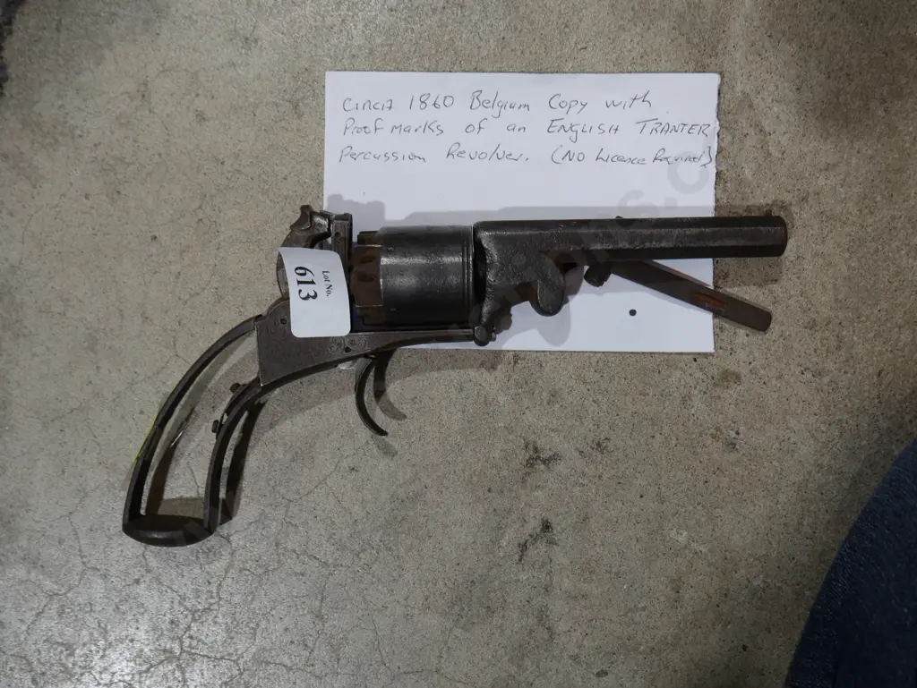 English percussion revolver Image 1++