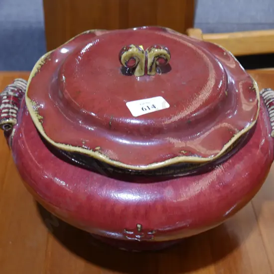 Oriental lidded bowl