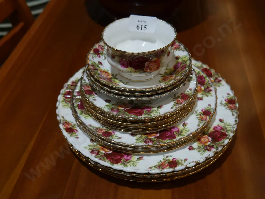 Old country Rose plates and bowl Image 1++