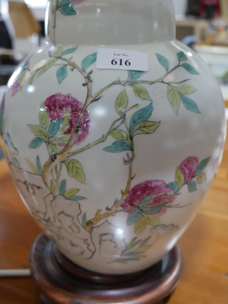 Oriental table lamp Image 1++