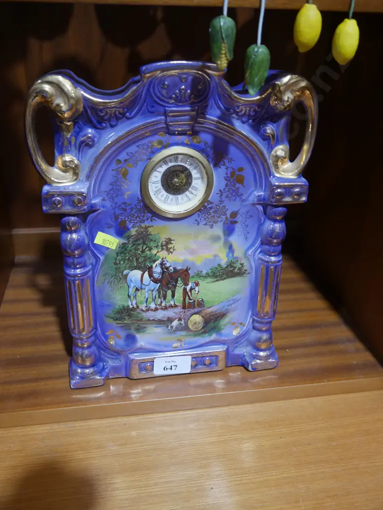Porcelain mantel clock Image 1++