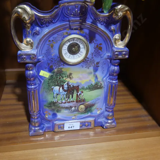 Porcelain mantel clock