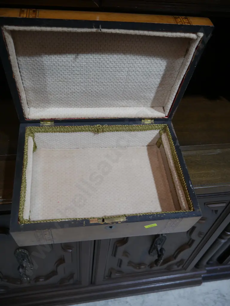 Writing box, money box Image 1++