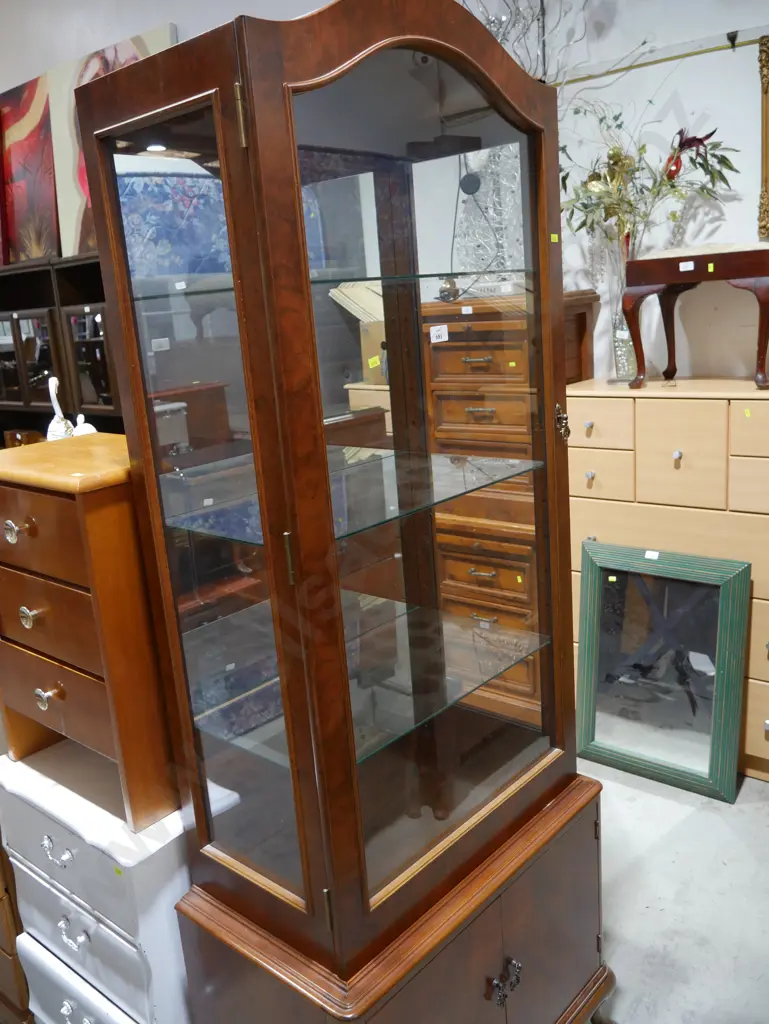 Walnut display cabinet Image 1++
