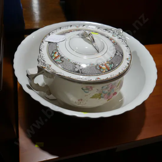 Wash bowl, potty etc
