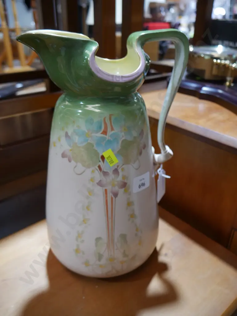 Wash jug Image 1++