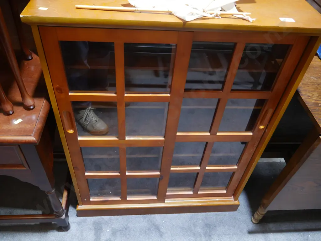 Display cabinet Image 1++