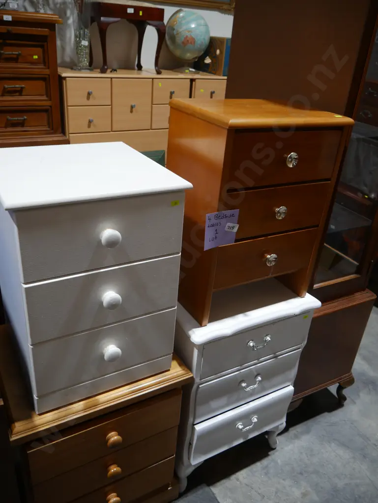 4 bedside drawers, non matching Image 1++
