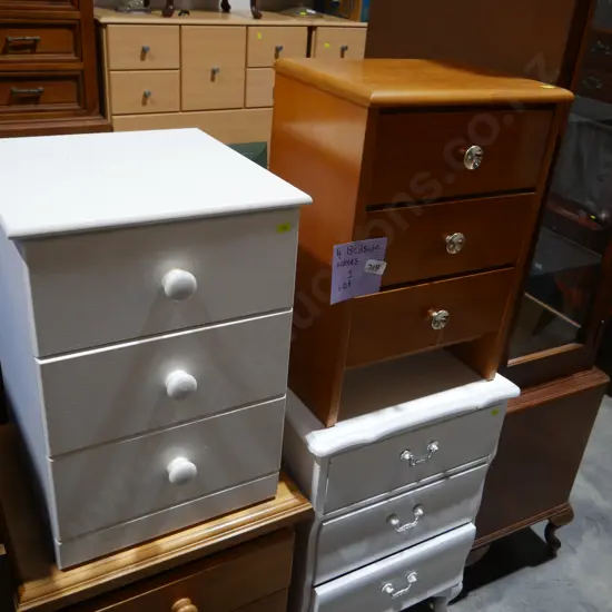 4 bedside drawers, non matching