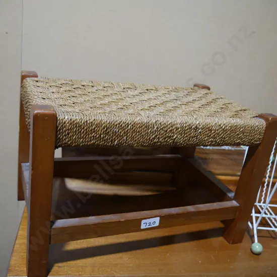 Wicker stool