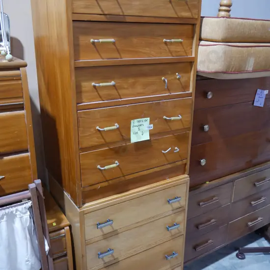 2 sets of drawers