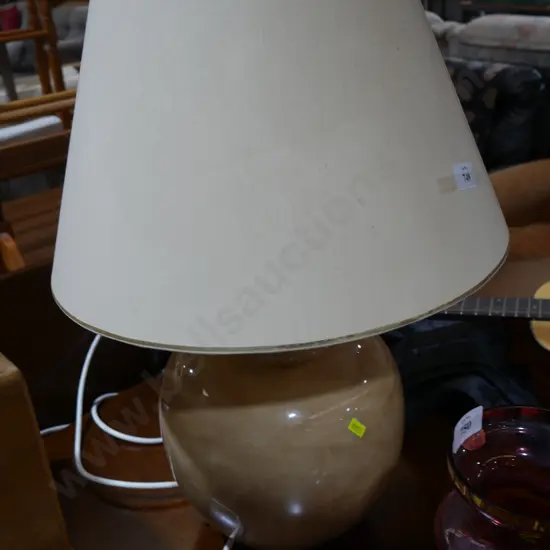 Table lamp