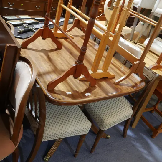 Dining table and 6 chairs
