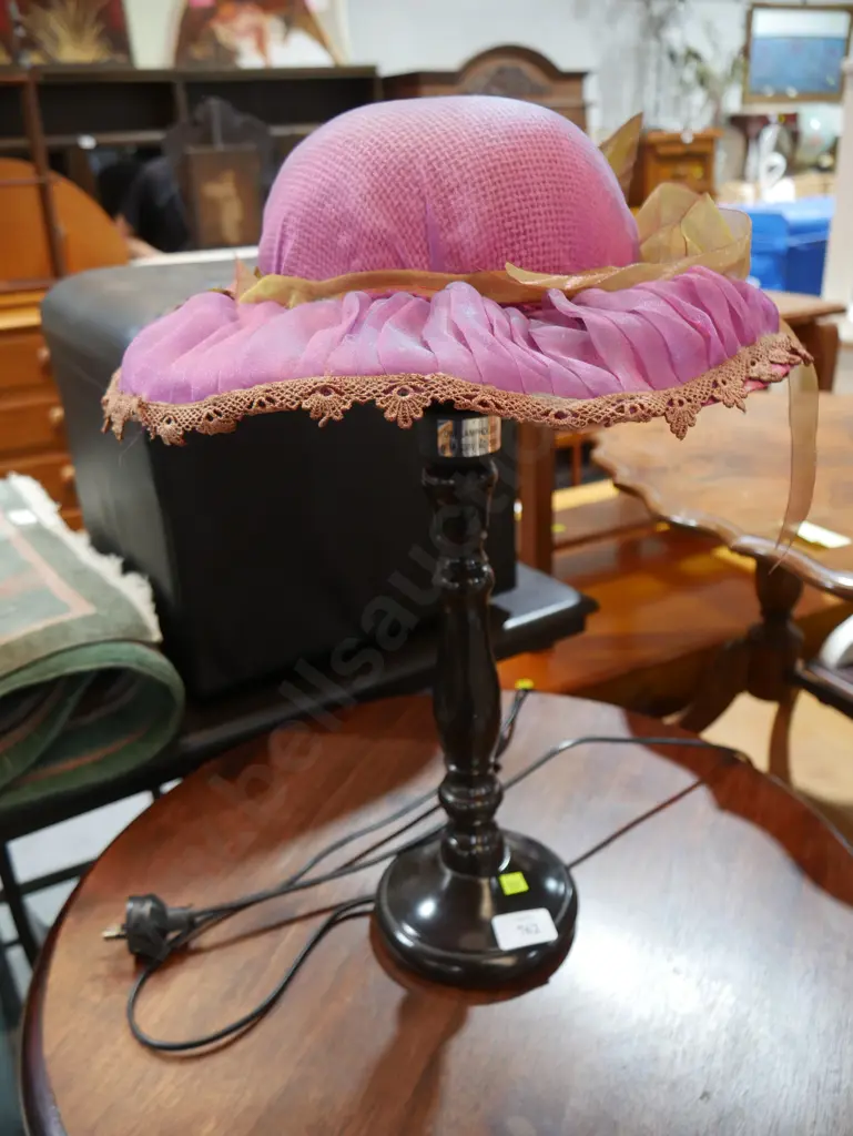 Table lamp Image 1++