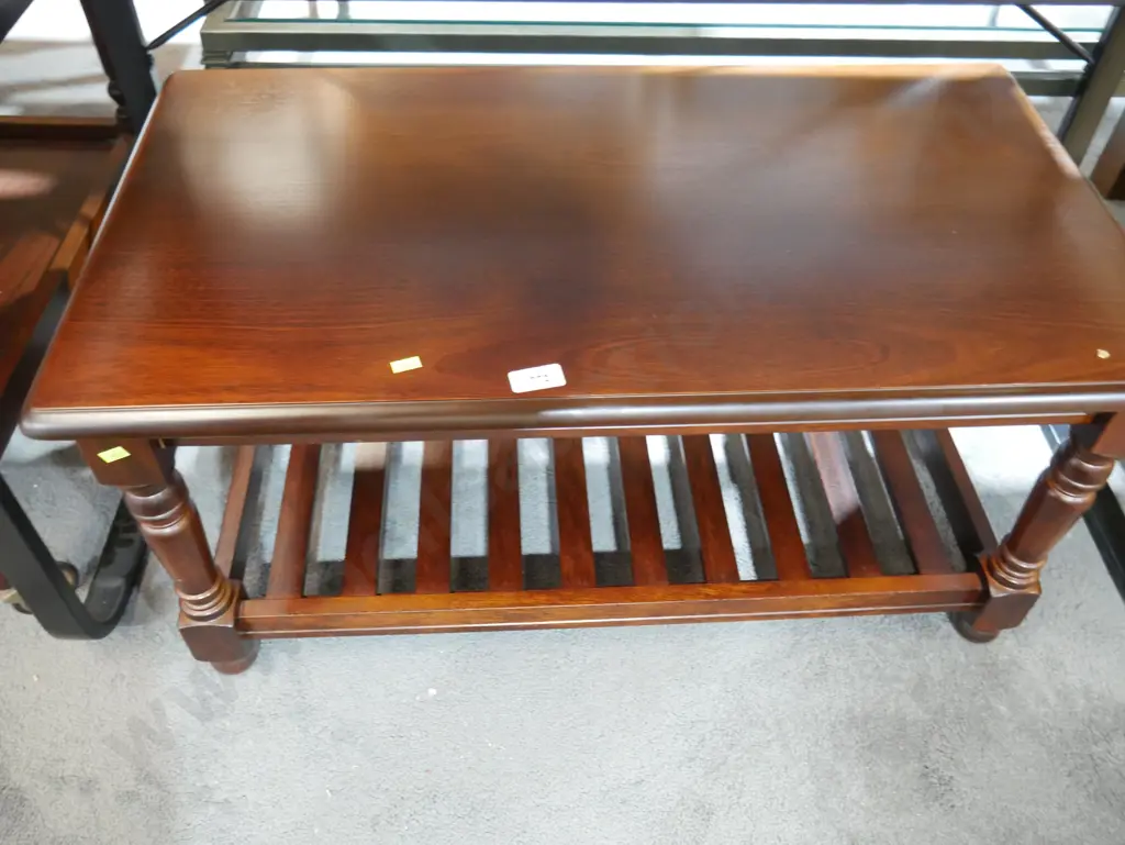 Coffee table Image 1++