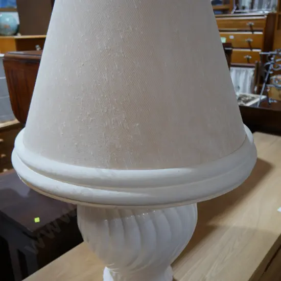 Table lamp