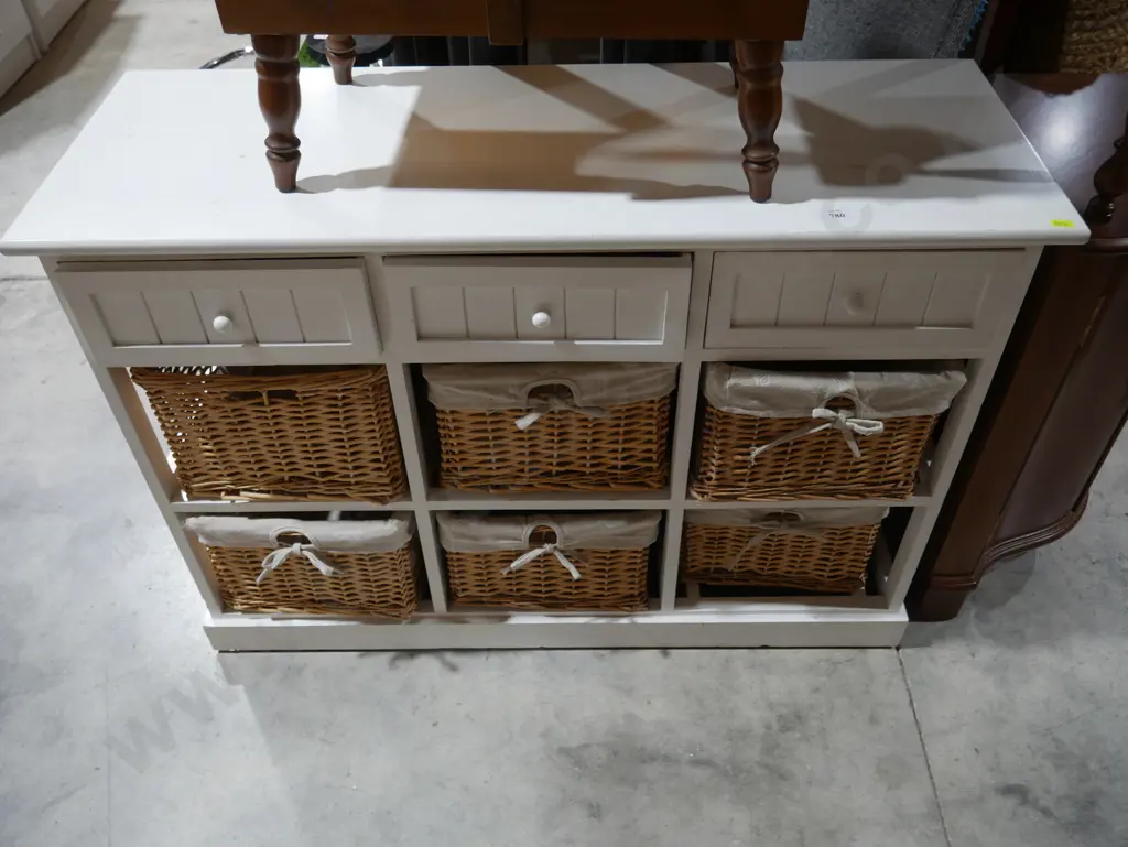 Storage unit with wicker drawers Image 1++