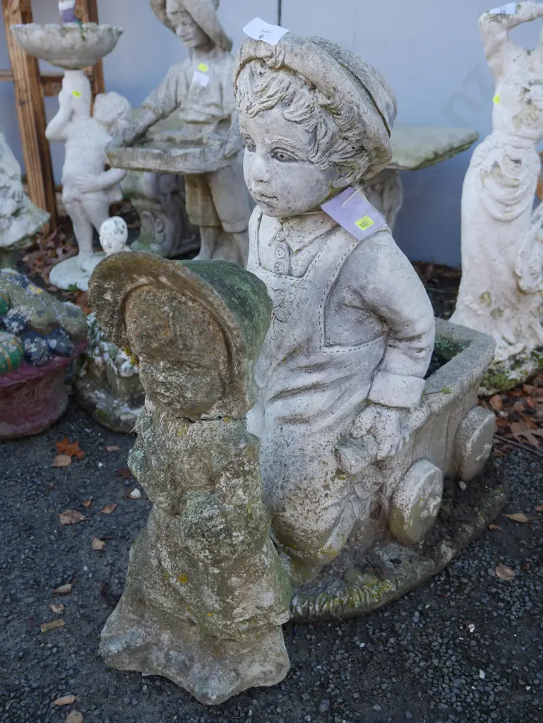 2 garden statues Image 1++