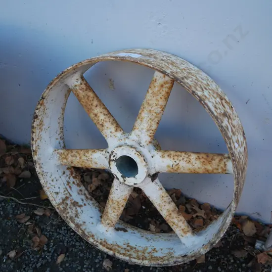 Cast wheel