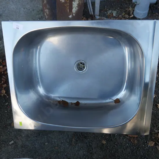 Metal basin