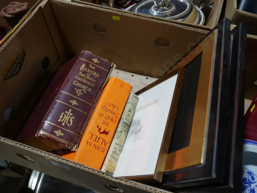 Books, framed artworks etc Image 1++