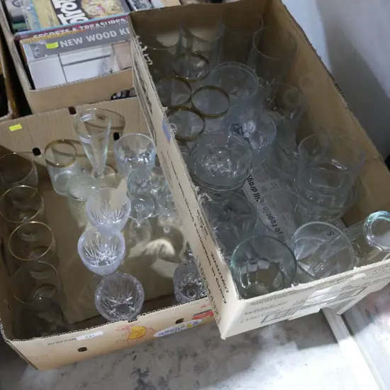 2 boxes of Glassware
