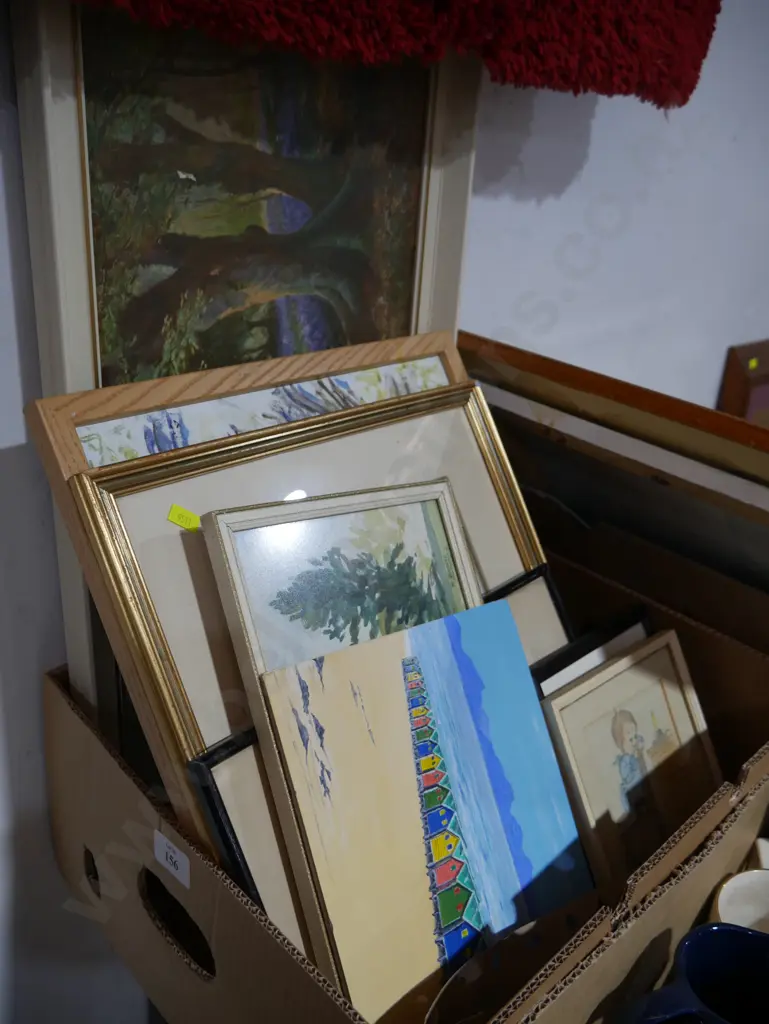 Box of artwork Image 1++