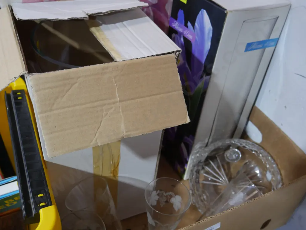 Crystal, glassware etc Image 1++