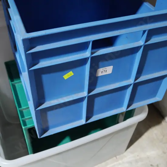 Storage bins