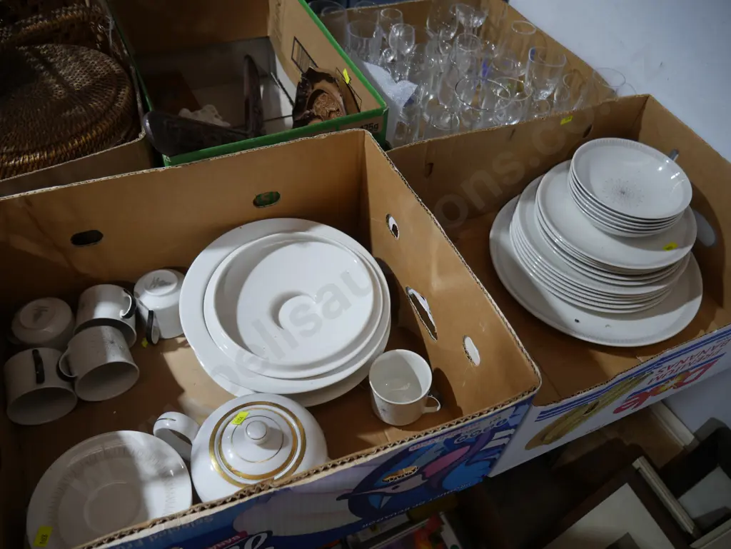 Royal Doulton Morning Star dinnerware Image 1++