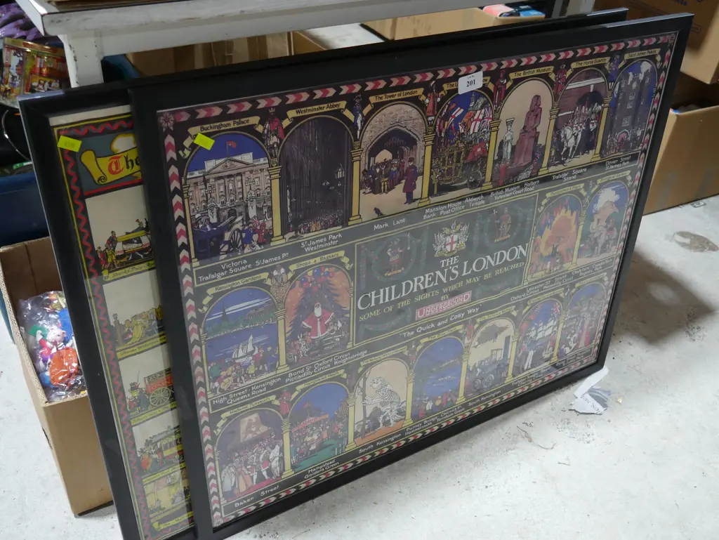 2 framed prints, Image 1++