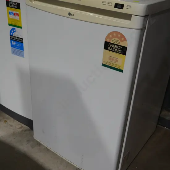 LG refrigerator