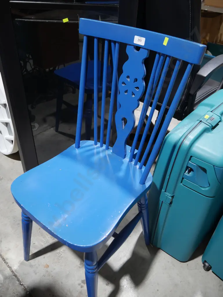 Blue chair Image 1++