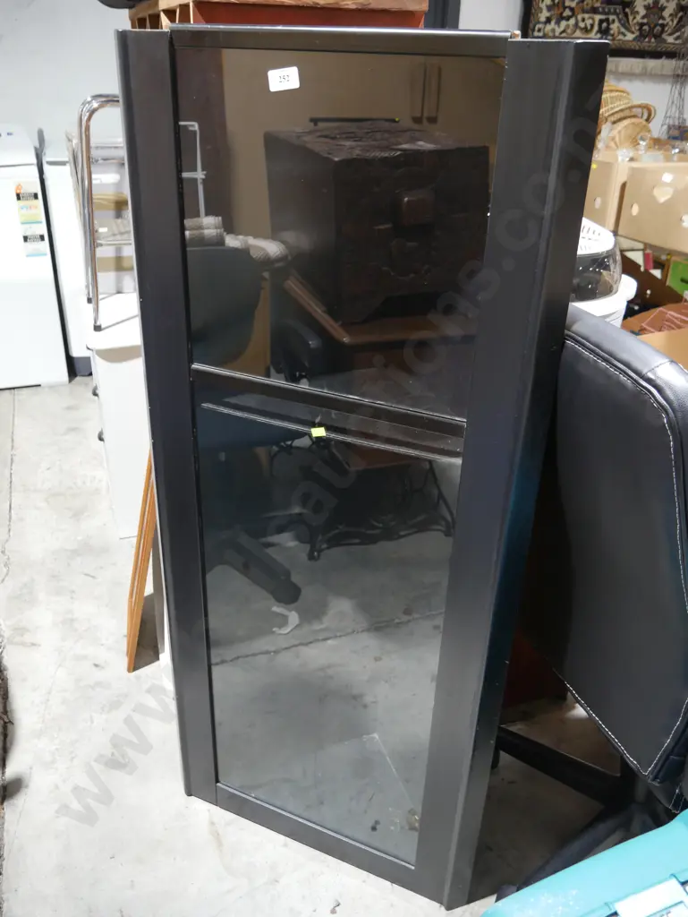 Corner cabinet Image 1++