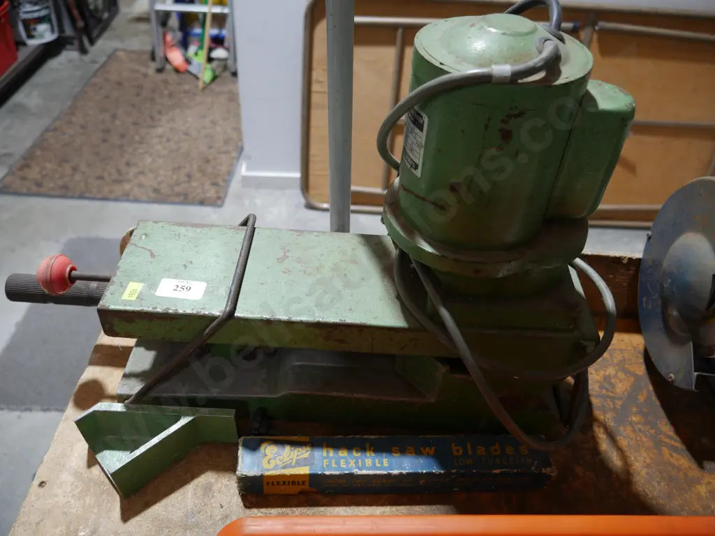 Power hacksaw Image 1++