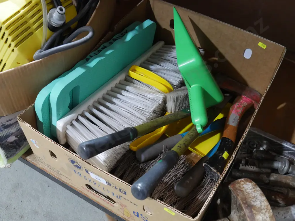 Brush and pans, loppers etc Image 1++