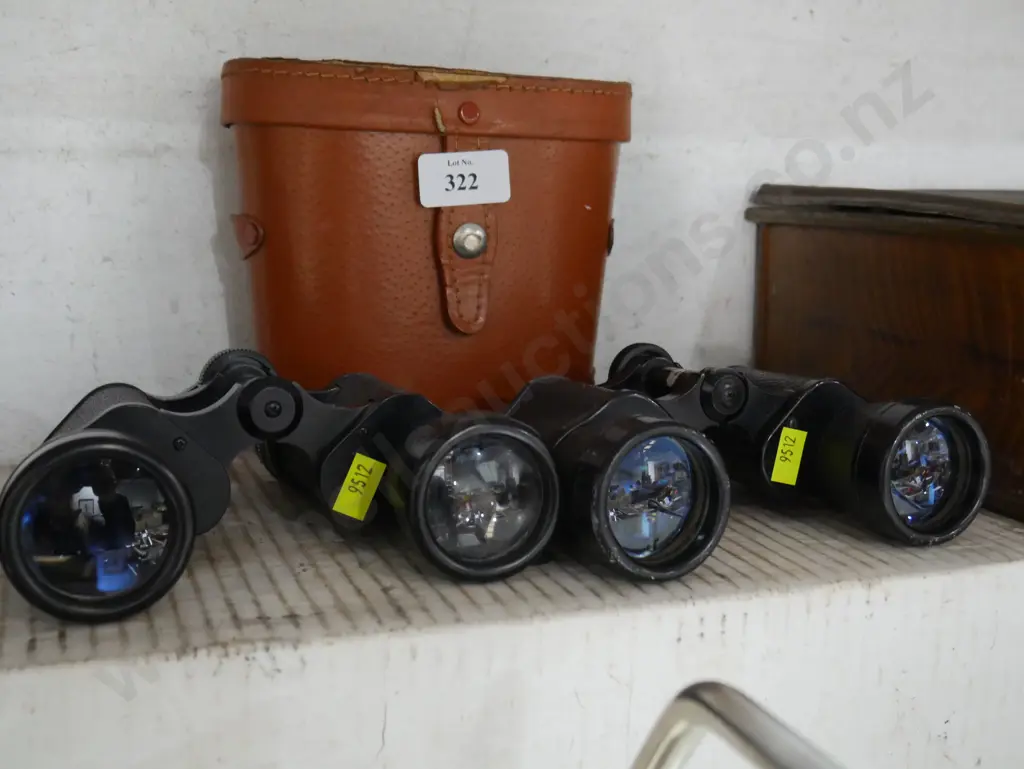 2 pairs binoculars Image 1++