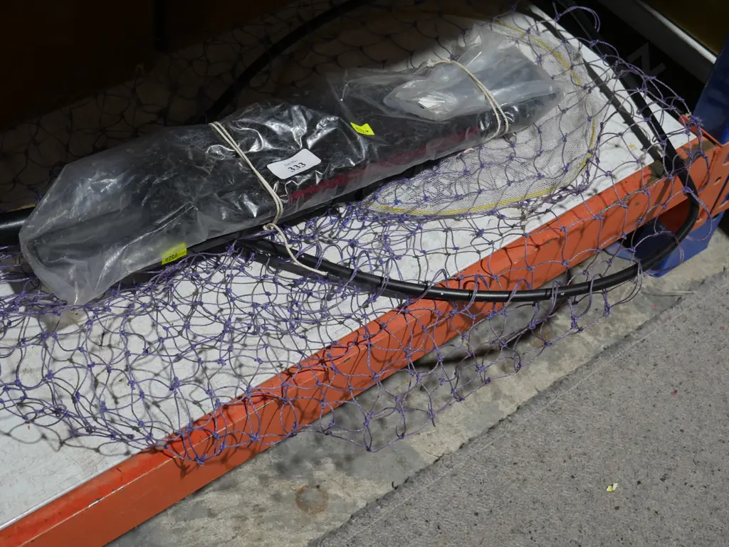 Fishing landing nets Image 1++