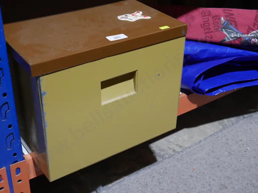 Filing box Image 1++