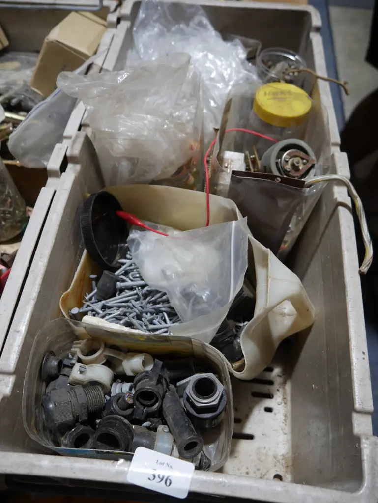 Nails and other sundries Image 1++