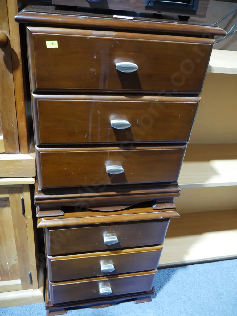 Pair of bedside drawers Image 1++