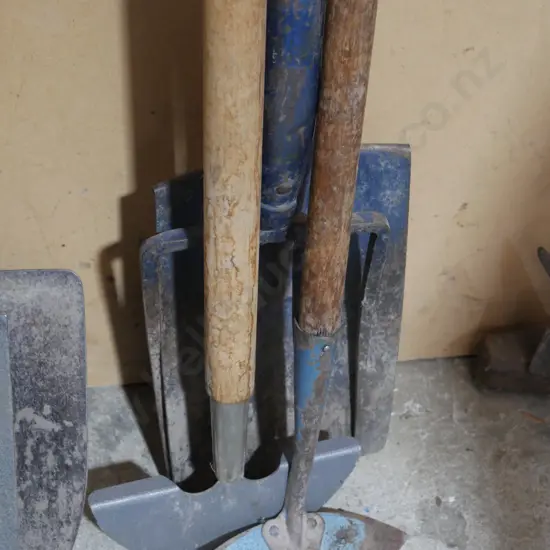 Garden tools