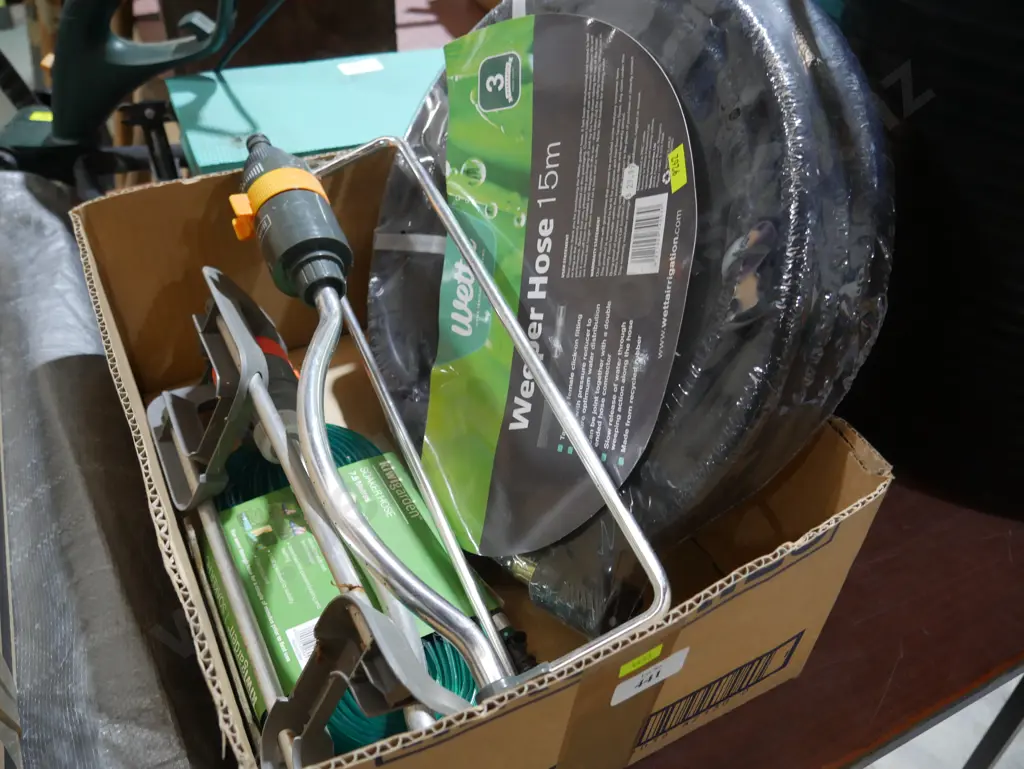 Hoses, sprinklers Image 1++